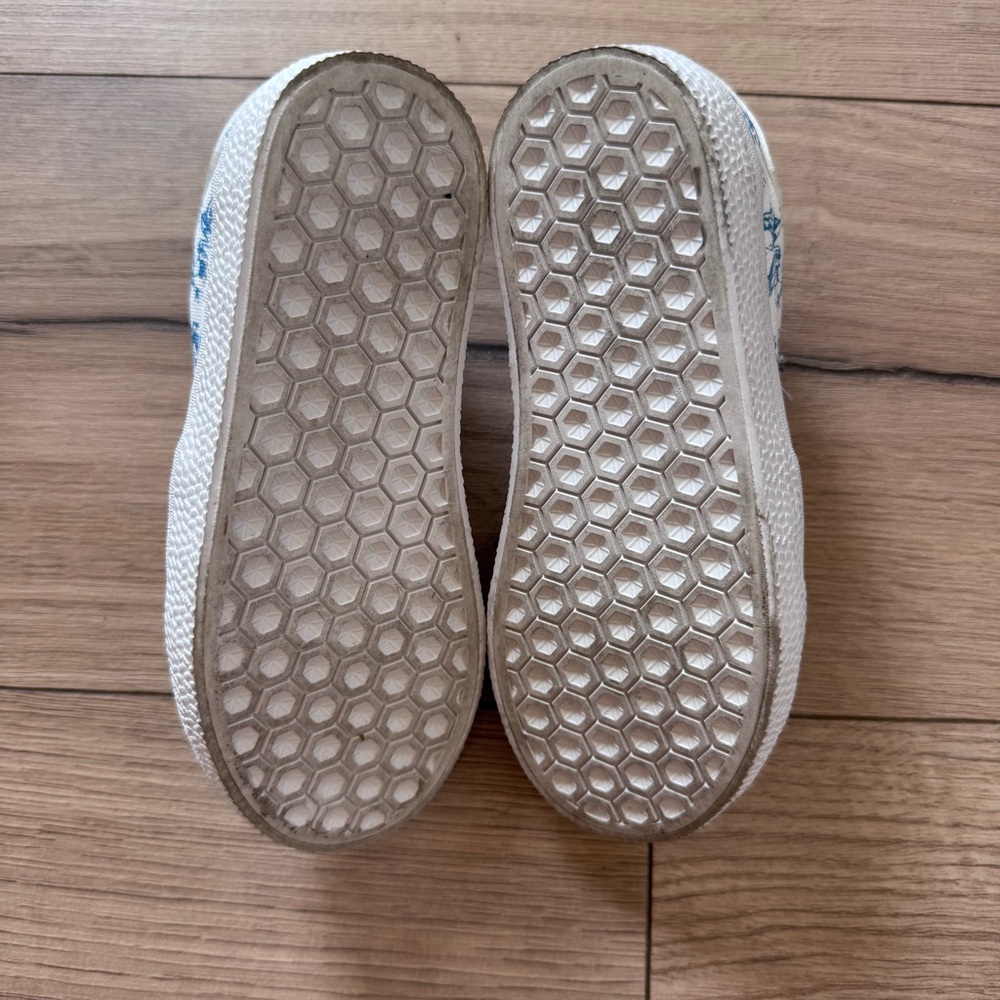 Adidas x Disney Goofy Slip On Sneaker 11.5 - Picture 5 of 6